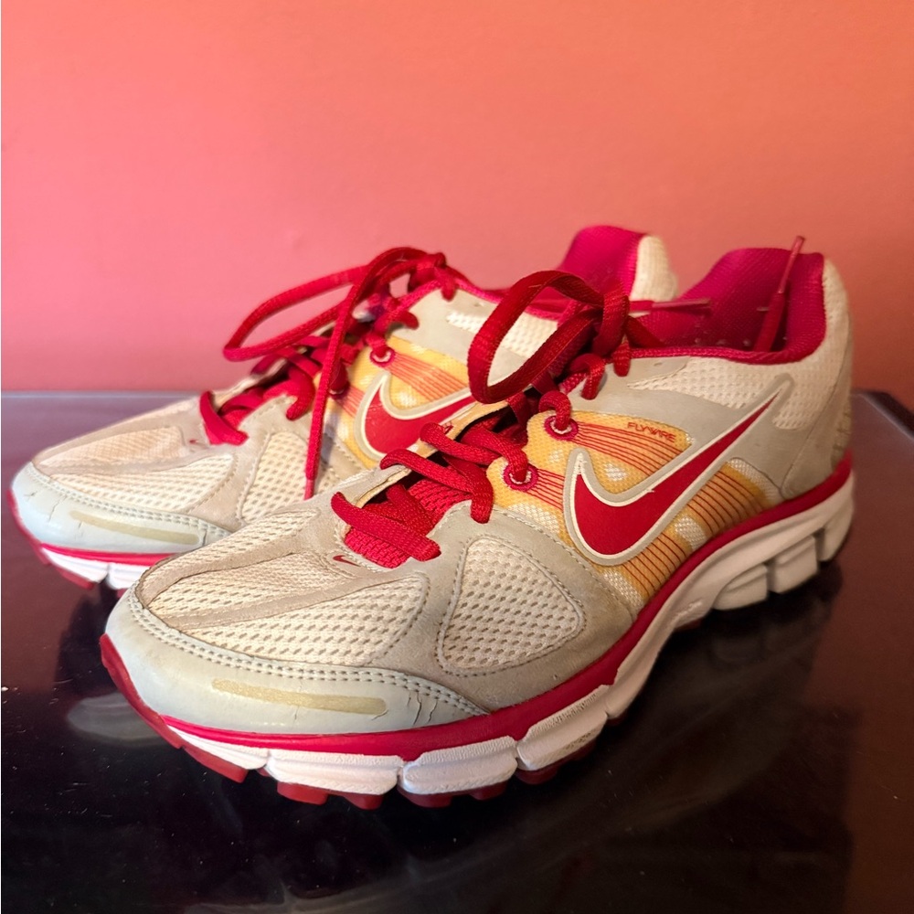 Nike Women's Cream Red Pink Athletic Running Shoes